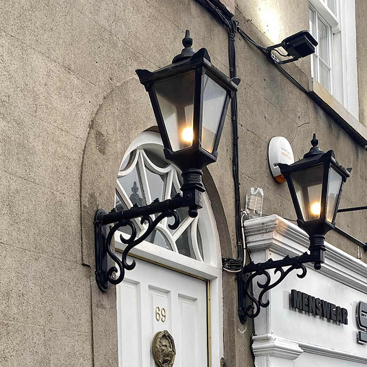 Large Cast Iron Victorian Wall Lantern, Fig. 6