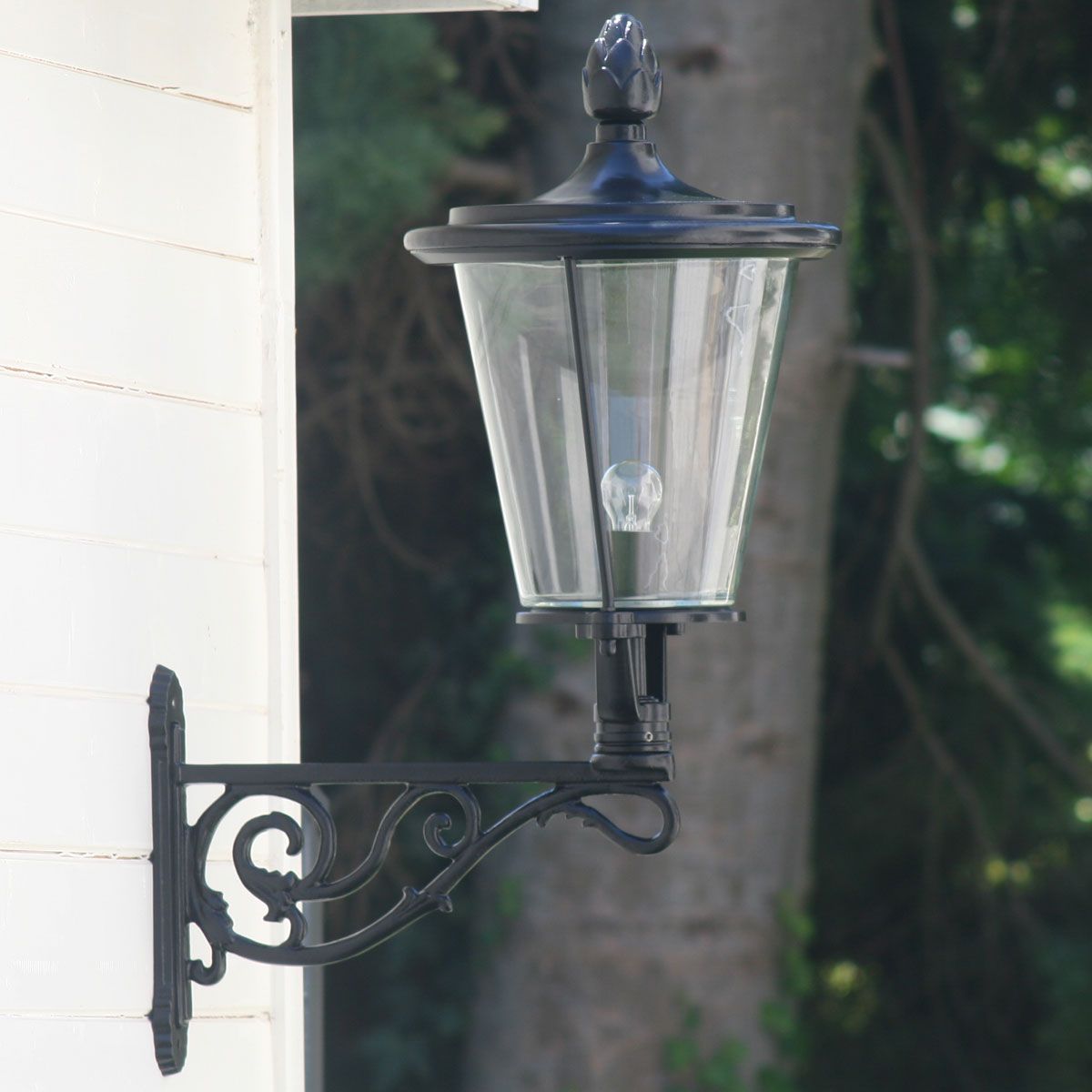 Large Outdoor Wall Lantern 43 with Historic Bracket