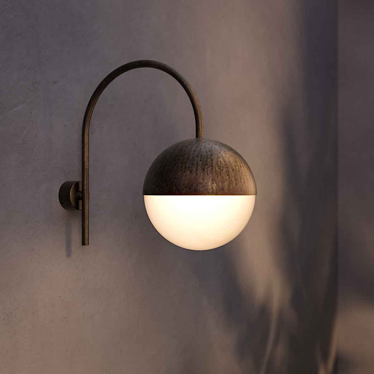 Curved Bracket Globe Wall Light Sfera