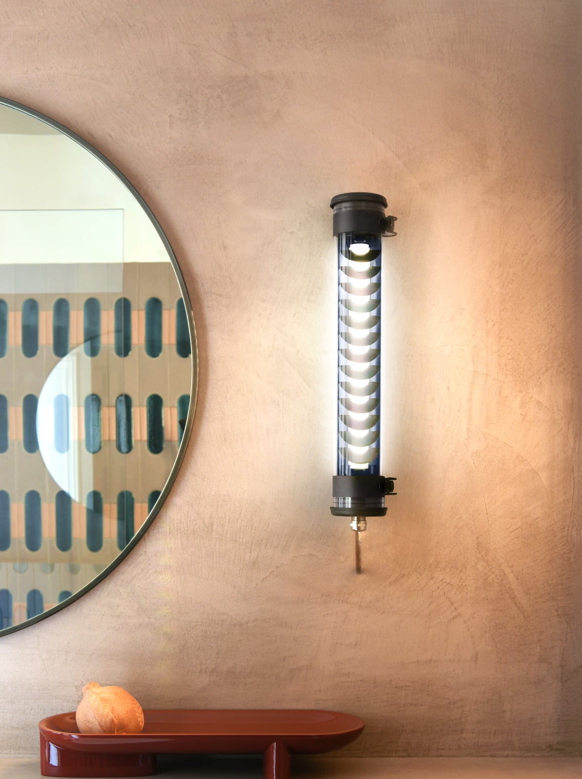 Modern wall light ELGAR COAL with lamella reflektor  (70 / 100 cm): Mit petrolarbenen Lamellen